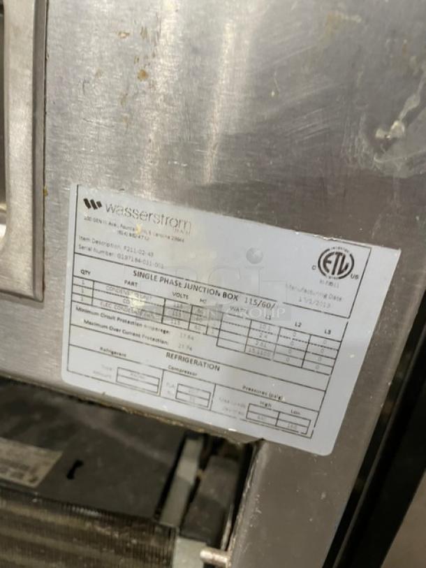 Wasserstrom Commercial Stainless Steel 4 Drawer/Single Door Refrigerated Mega Top Pizza Prep Table! With Wire Rack! With Butcher Block Style Cutting Board! Model: F211-02-43 SN: G197184-011-001! 115V 1 Phase! On Casters! - Image 10 of 11