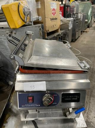 LATE MODEL! 2021 Waring Commercial Stainless Steel Electric Powered Countertop Pasta Cooker/Rethermalizer! Model: WPC100! 208/240V! On Legs!