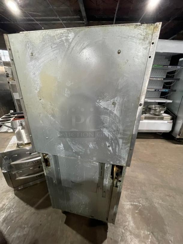 Standard Range! 2021! Commercial Stainless Steel Natural Gas Powered 4 Burner Range & Oven Combo! With Wire Oven Racks! With Back Splash & Overhead Salamander Shelf! Model: SR-R24 SN: 210408025! On Casters! - Image 3 of 8