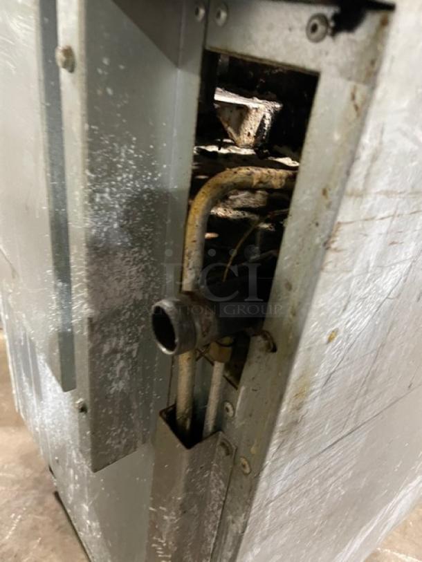 Standard Range! 2021! Commercial Stainless Steel Natural Gas Powered 4 Burner Range & Oven Combo! With Wire Oven Racks! With Back Splash & Overhead Salamander Shelf! Model: SR-R24 SN: 210408025! On Casters! - Image 8 of 8