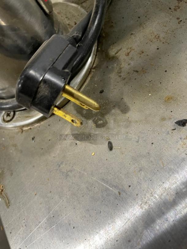 True Commercial Black 3 Door Refrigerated Kegerator/Back Bar Cooler! With Single Tower Quadruple Tap! Model: TBB-4 SN: 7528133! 115V 1 Phase! - Image 9 of 9