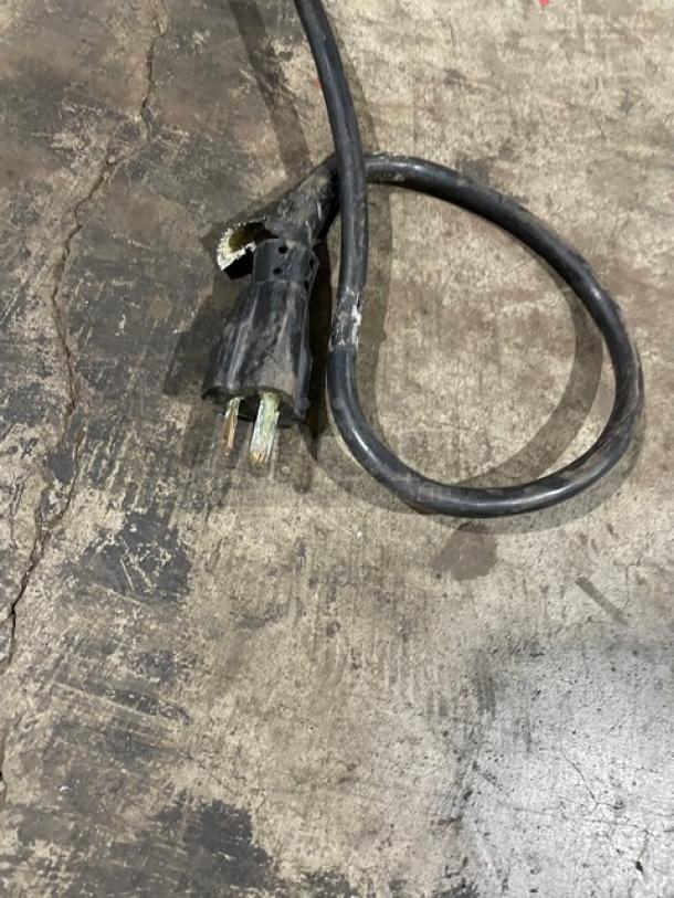 APW Wyott X-Pert Series Commercial Stainless Steel Electric Powered Free Standing Double Warming Drawer! Model:  HDDi-2-120-B-S SN: 813931406004! 120V 1 Phase! - Image 8 of 8