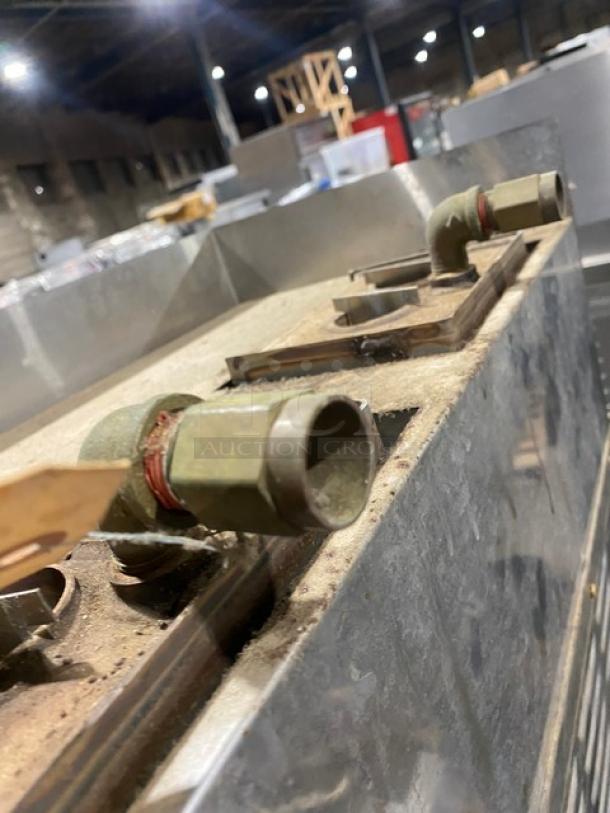 Cleveland Range Gemini Series Commercial Stainless Steel Natural Gas Powered 6 Pan SteamCraft Convection Steamer! With Upper & Lower Compartments! With Built In Pan Holding Racks! Model: 24CGA6.2SES SN: 1104230001064! 115V 1 Phase! On Legs! - Image 9 of 9