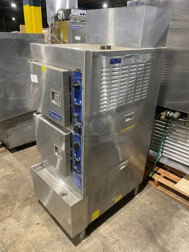 Cleveland Range Commercial Stainless Steel Natural Gas Powered 6 Pan Convection Steamer! With Upper & Lower Compartments! With Built In Pan Holding Racks! Model: 24CGA6.2S SN: WC 87823-04I-01! 120V 1 Phase! On Legs! - Image 2 of 8