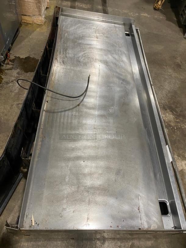 Wolf Commercial Stainless Steel Natural Gas Powered 72" Mirror Shine Polished Top Flat Griddle! With Thermostatic Controls! - Image 4 of 7