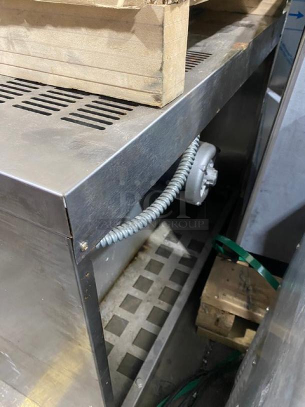 Bakers Pride Cyclone Series Commercial Stainless Steel Electric Powered Single Stack Convection Oven! With Wire Oven Racks! Model: BCO-E1 SN: 5550119080027! 240V 1 Phase! - Image 3 of 8