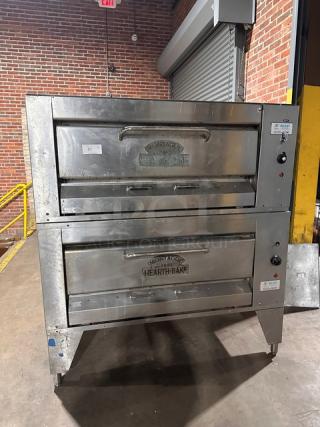 Montague HearthBake Series Commercial Stainless Steel Natural Gas Powered Double Deck Pizza Oven! Model: 3P-1 SN: 58-D-73628A! On Legs! 2X Your Bid Makes One Unit!