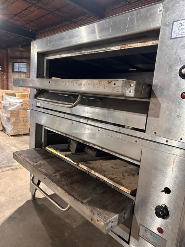 Montague HearthBake Series Commercial Stainless Steel Natural Gas Powered Double Deck Pizza Oven! Model: 3P-1 SN: 58-D-73628A! On Legs! 2X Your Bid Makes One Unit! - Image 5 of 10