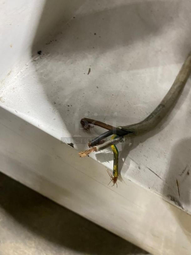 Mecnosud F60 Series Commercial Floor Style Fork Dough Mixer! With Stainless Steel Bowl Guard, Mixing Bowl & Fork! Model: FC60D SN: 60FCD-121! 208V 3 Phase! - Image 8 of 8