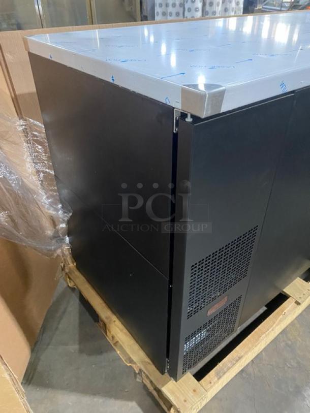 New In The Box! Scratch-N-Dent! Micro Matic Pro-Line E-Series Commercial Black 3 Door Refrigerated Back Bar Cooler! With Stainless Steel Worktop! With Lock & Keys! Model: MBB-94 E SN: 18020254M! 115V 1 Phase! - Image 4 of 12