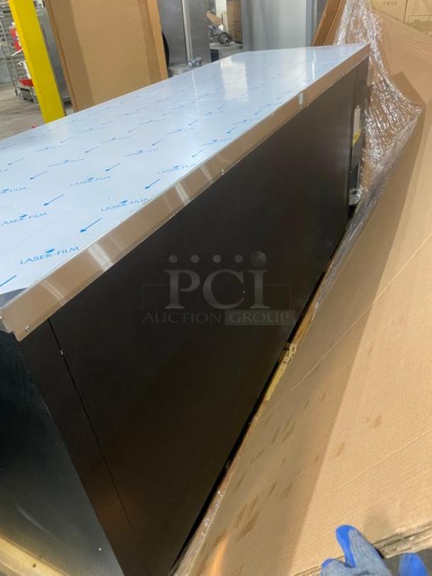 New In The Box! Scratch-N-Dent! Micro Matic Pro-Line E-Series Commercial Black 3 Door Refrigerated Back Bar Cooler! With Stainless Steel Worktop! With Lock & Keys! Model: MBB-94 E SN: 18020254M! 115V 1 Phase! - Image 5 of 12