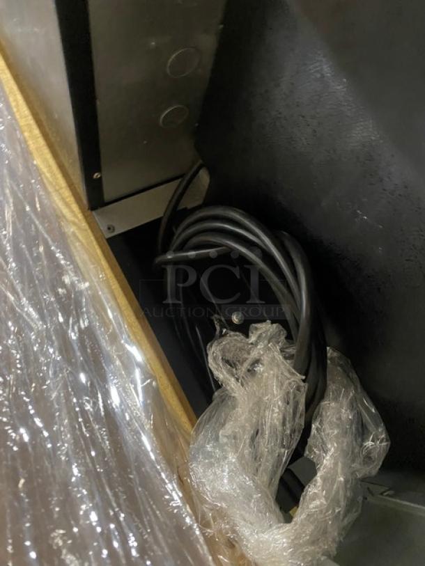 New In The Box! Scratch-N-Dent! Micro Matic Pro-Line E-Series Commercial Black 3 Door Refrigerated Back Bar Cooler! With Stainless Steel Worktop! With Lock & Keys! Model: MBB-94 E SN: 18020254M! 115V 1 Phase! - Image 12 of 12