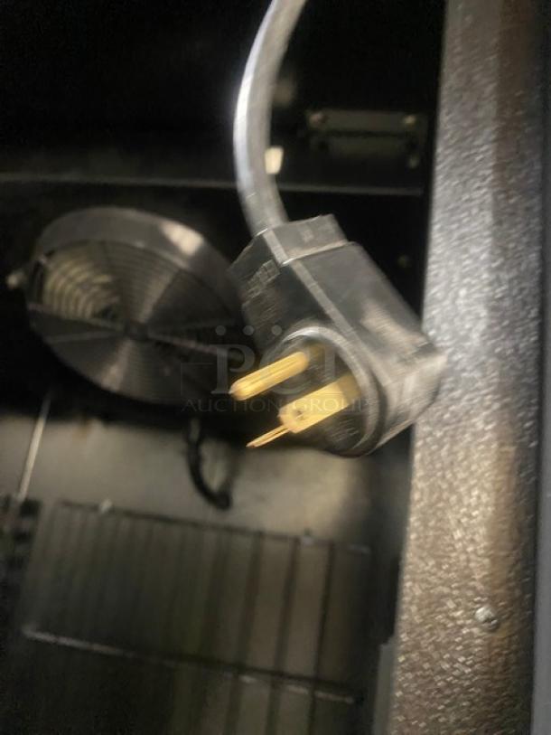 Master-Bilt BLG Plus Series Commercial Black Single Glass Door Reach In Freezer Merchandiser! Energy Star Certified! With Adjustable Wire Racks! Model: BLG-23-HGP SN: 196993 KEE01! 115V 1 Phase! - Image 8 of 8