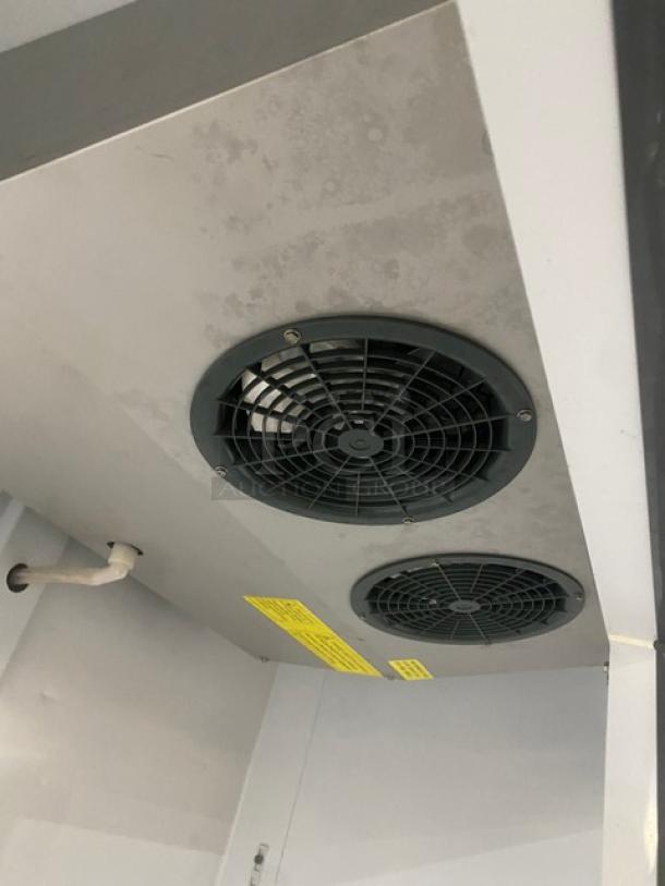 Maxx Cold Commercial Stainless Steel Solid 2 Door Reach In Freezer! With Poly Coated Wire Racks! Model: MXSF-49FDHC SN: 210010009! 115V 1 Phase! On Casters! - Image 7 of 9