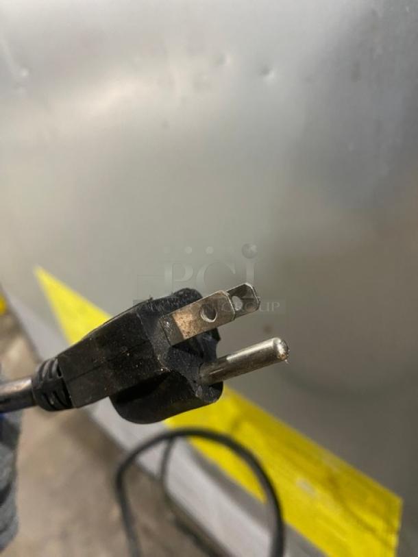 Maxx Cold Commercial Stainless Steel Solid 2 Door Reach In Freezer! With Poly Coated Wire Racks! Model: MXSF-49FDHC SN: 210010009! 115V 1 Phase! On Casters! - Image 9 of 9