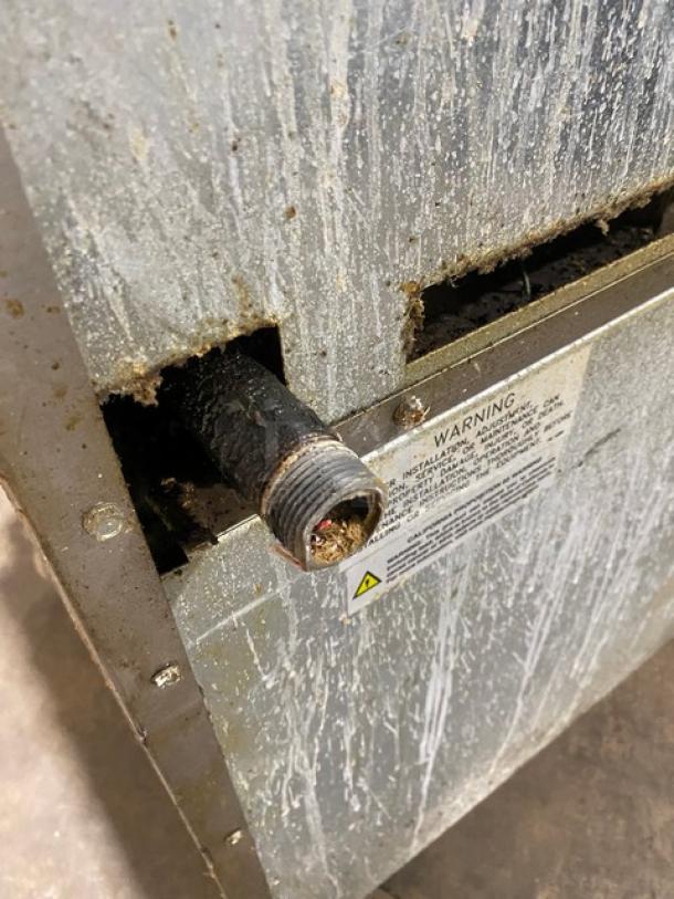 Imperial Commercial Stainless Steel Natural Gas Powered 10 Burner Range & Double Oven Combo! With Back Splash & Overhead Salamander Shelf! With Wired Oven Racks! On Casters! - Image 11 of 11