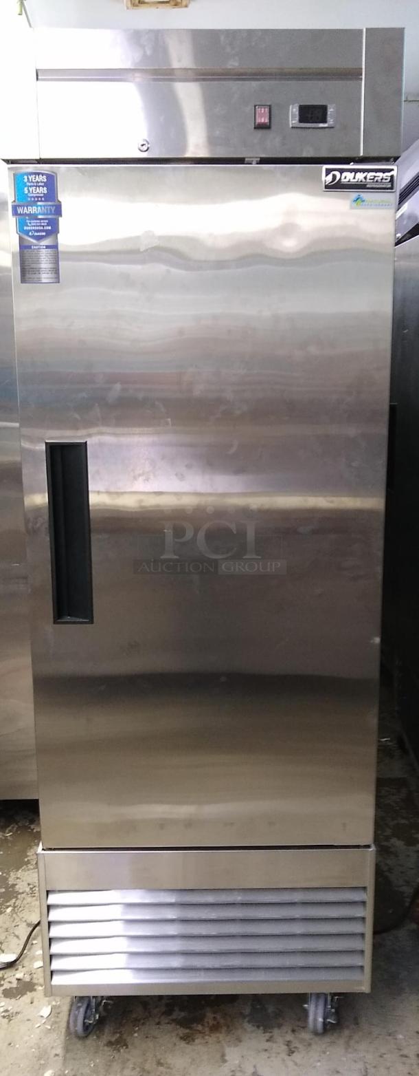 STAINLESS STEEL Dukers 1 Door Commercial Reach In Refrigerator D28R - Image 3 of 9
