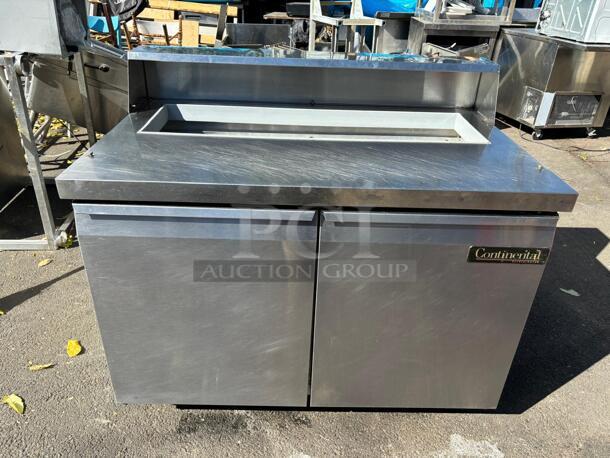 Continental Refrigerated Double Door Pizza Prep Table - Stainless Steel - Image 2 of 5