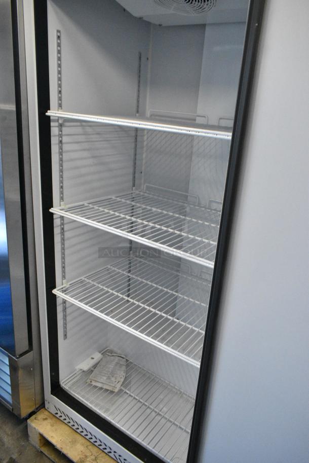 BRAND NEW! SR60V Metal  Commercial Single Door Reach In Cooler. 115 Volts, 1 Phase. Serial S151205SASR6001. Tested and Working! - Image 4 of 6