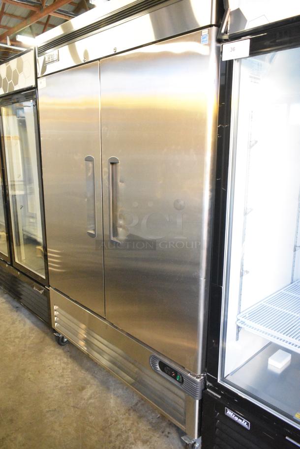 BRAND NEW! 2022 Migali C-2RB-HC Stainless Steel Commercial 2 Door Reach In Cooler w/ Poly Coated Racks on Commercial Casters. 115 Volts, 1 Phase. Serial C-2RB-HCT03220730092T0007. Tested and Working! - Image 2 of 7