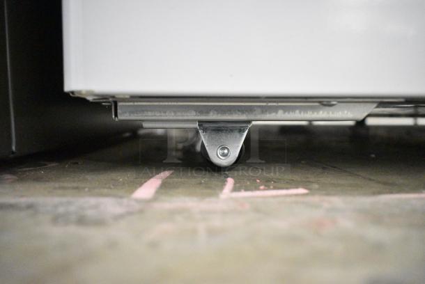 KoolMore SCF-24C Metal Commercial 2 Lid Chest Freezer on Commercial Casters. 115 Volts, 1 Phase. Tested and Working! - Image 3 of 7