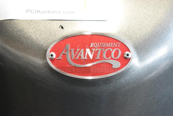 BRAND NEW SCRATCH AND DENT! Avantco 177MX40H Metal Commercial Floor Style Planetary Dough Mixer w/ Stainless Steel Mixing Bowl, Bowl Guard and Whisk Attachment. 240 Volts, 1 Phase. - Image 2 of 9