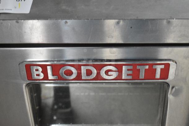 Blodgett Mark V Stainless Steel Commercial Electric Powered Full Size Convection Oven w/ View Through Doors, Metal Oven Racks and Thermostatic Controls. - Image 2 of 4