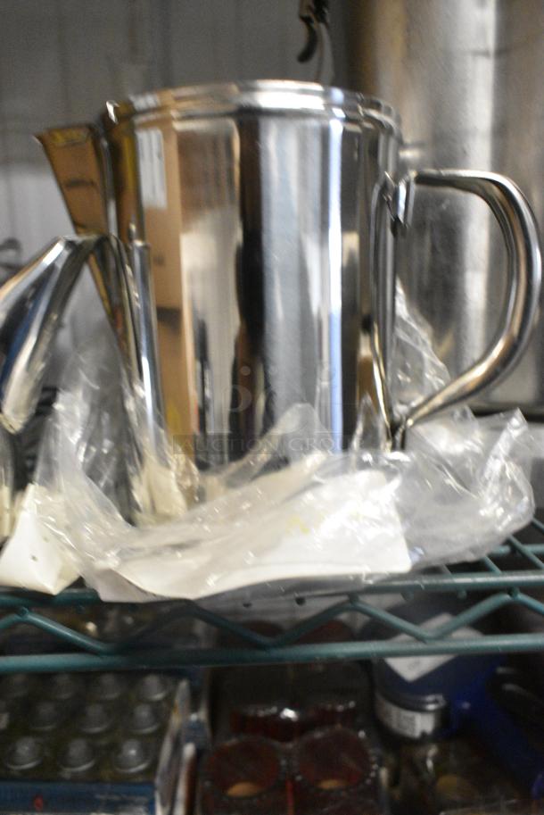 2 BRAND NEW! Stainless Steel Pitchers. 2 Times Your Bid! - Image 3 of 3