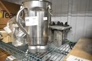 Vita-Mix VM0116 Stainless Steel Blender w/ Pitcher. No Lid.