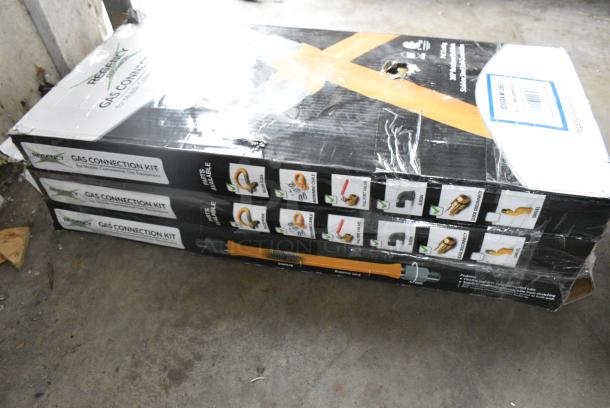 3 BRAND NEW SCRATCH AND DENT! Regency 600GKM1060 60" Mobile Gas Connector Hose Kit with 2 Elbows, Full Port Valve, Restraining Device, and Quick Disconnect - 1". 3 Times Your Bid! - Image 6 of 7