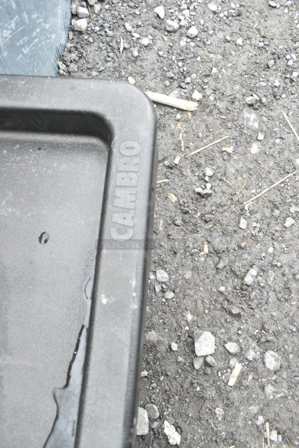 2 BRAND NEW SCRATCH AND DENT! Items; Ice Bin Lid and Black Poly Dolly. 2 Times Your Bid! - Image 6 of 6