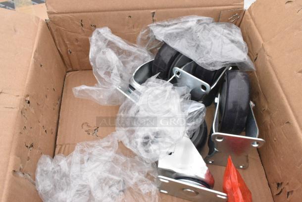 BRAND NEW SCRATCH AND DENT! Regency 600CT5S1830E 18" x 30" Five Shelf 18-Gauge 304 Stainless Steel Utility Cart with Enclosed Base and Open Front - Image 3 of 4