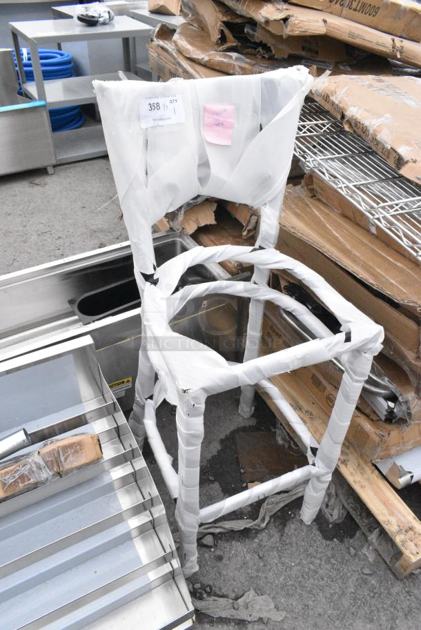 BRAND NEW SCRATCH AND DENT! Black Metal Bar Height Chair Frame - Image 3 of 3