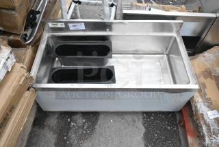 BRAND NEW SCRATCH AND DENT! Regency 600IB1836CP 18" x 36" Underbar Ice Bin with 7 Circuit Post-Mix Cold Plate and Bottle Holders - 79 lb. No Legs.