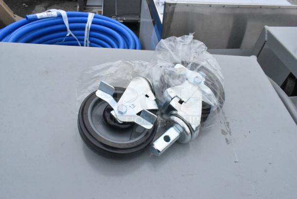 BRAND NEW SCRATCH AND DENT! Lavex Gray Metal 3 Tier Cart w/ 2 Commercial Casters. - Image 2 of 4