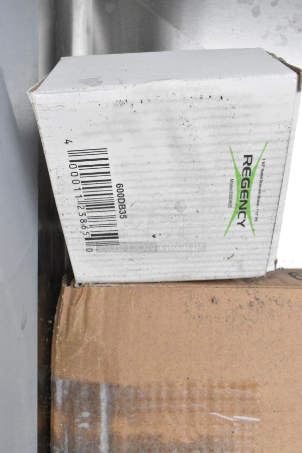 BRAND NEW SCRATCH AND DENT! Regency 600S1172324R 44" 16 Gauge Stainless Steel One Compartment Commercial Sink with Galvanized Steel Legs and 1 Drainboard - 17" x 23" x 12" Bowl - Right Drainboard - Image 3 of 6