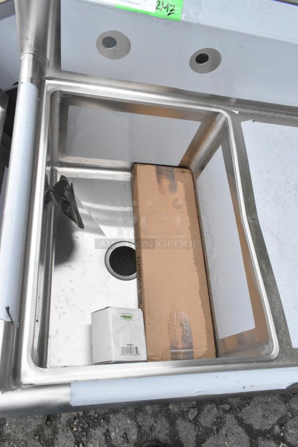 BRAND NEW SCRATCH AND DENT! Regency 600S1172324R 44" 16 Gauge Stainless Steel One Compartment Commercial Sink with Galvanized Steel Legs and 1 Drainboard - 17" x 23" x 12" Bowl - Right Drainboard - Image 4 of 6