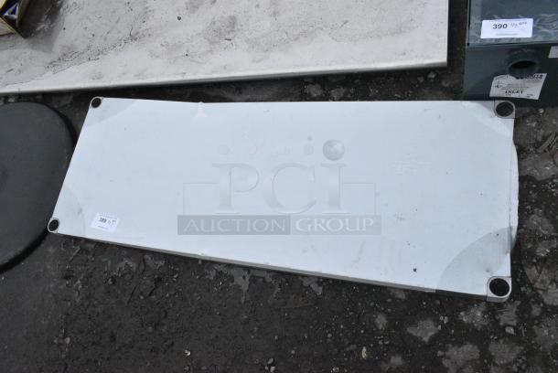 BRAND NEW SCRATCH AND DENT! Metal Under Shelf. - Image 1 of 2