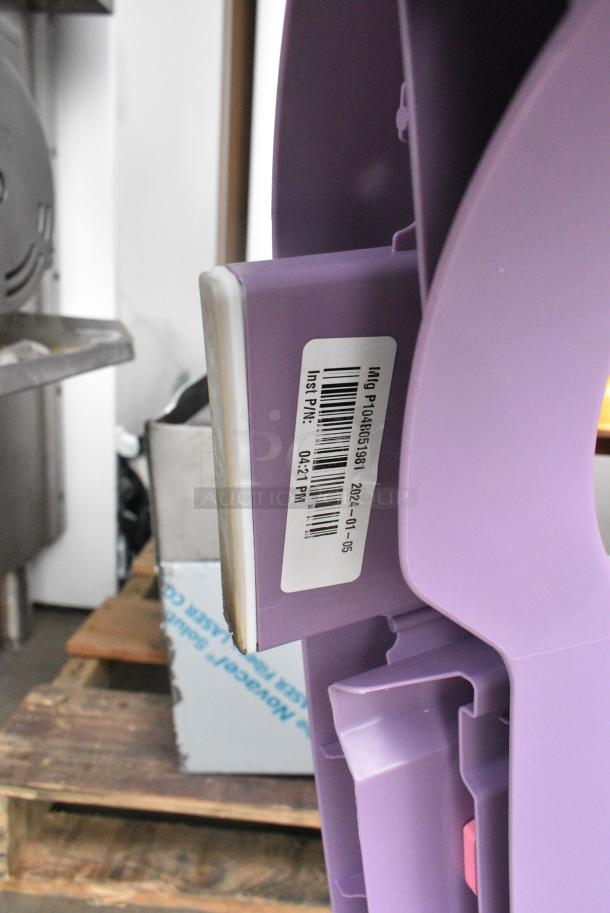 3 Various Items Including Wooden Xylophone Toy, Black and White Childrens Toy and Safety 1st Sit and Play. 3 Times Your Bid! - Image 6 of 6