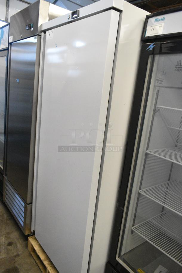 BRAND NEW! SR60V Metal  Commercial Single Door Reach In Cooler. 115 Volts, 1 Phase. Serial S151205SASR6001. Tested and Working! - Image 1 of 6