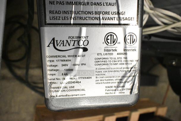 BRAND NEW SCRATCH AND DENT! Avantco 177MX40H Metal Commercial Floor Style Planetary Dough Mixer w/ Stainless Steel Mixing Bowl, Bowl Guard and Whisk Attachment. 240 Volts, 1 Phase. - Image 9 of 9