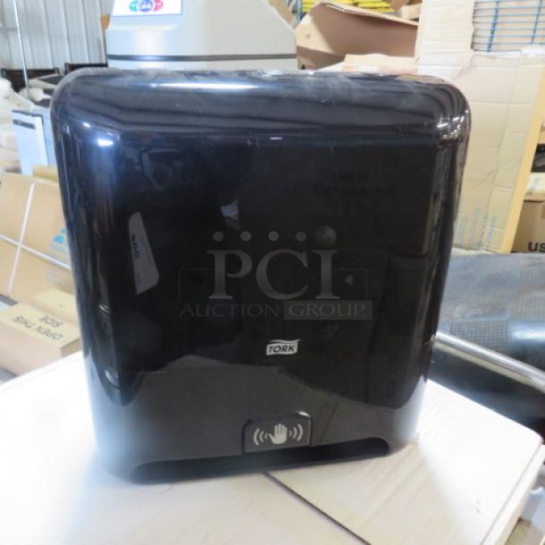 One Tork Hands Free Automatic Paper Towel Dispenser. - Image 1 of 1