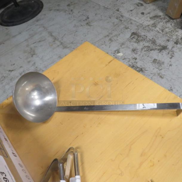 One 24oz Stainless Steel ladle. - Image 1 of 1