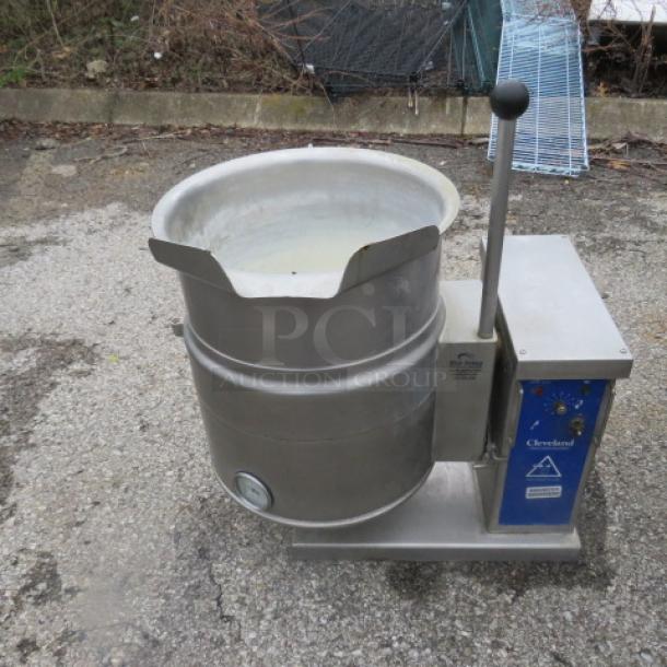 One Cleveland Countertop Steam Jacketed Kettle. Model# KET-6T. 24X16X29. $9292.00 - Image 1 of 1
