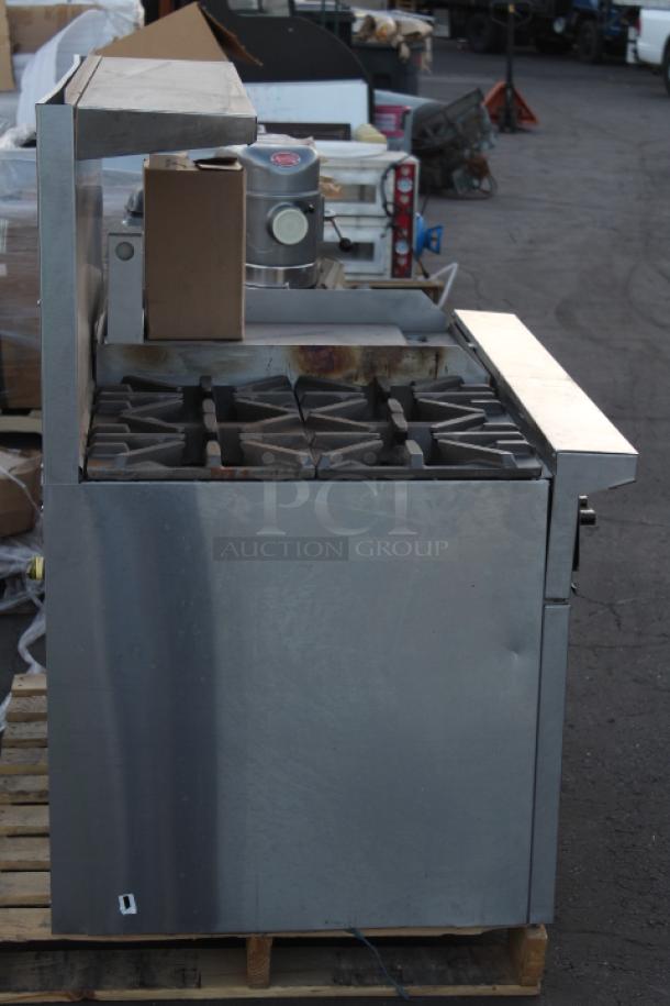 U.S. Range U48-4G24SS Natural Gas 4 Burner 48" Range with 24" Manual Griddle and Cabinet Base - 164,000 BTU. Rail holding the gas line is damaged. Missing some screws. Used Once. See photos. 47 1/4 x 34 1/2 x 57 - Image 3 of 9
