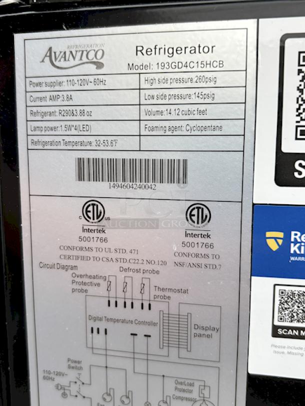 BRAND NEW SCRATCH & DENT! Avantco GD4C-15-HC Black 4-Sided Glass Refrigerated Display Case On Commercial Casters, 115v. S/N: 1494604240042 25-1/2 x 25-1/2 x 74-13/16 Outer glass pane on left side is broken. - Image 9 of 9