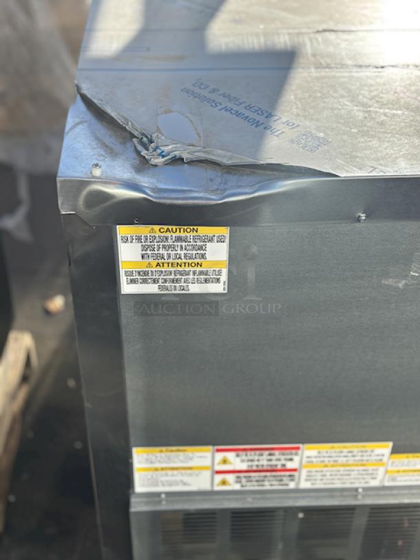 BRAND NEW SCRATCH AND DENT! Beverage-Air WTFD60AHC-4 60" Four Drawer Worktop Freezer W/ Removable 4" Backsplash and Commercial Casters. 115v/1Ph/60Hz. S/N: 15005778. Unit has Superficial Denting. See Photos - Image 9 of 10