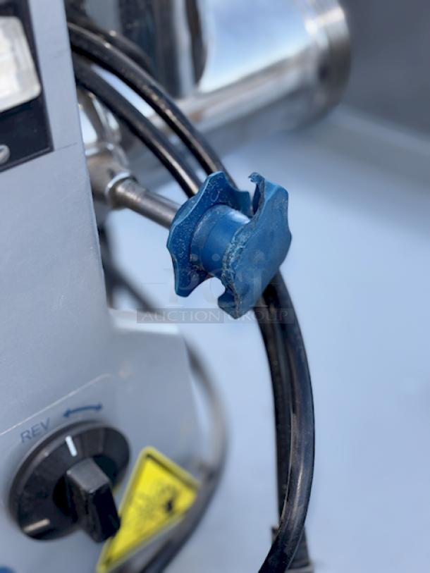 OUT OF ORIGINAL PACKAGING! Edlund Edvantage EDVG-12SS #12 Electric Meat Grinder With Stainless Steel Components - 120V; 1/2 hp, Includes ALL Parts & Pieces. S/N: 20BCJC1468. Mfg: 2023. Cord is damaged. - Image 6 of 10