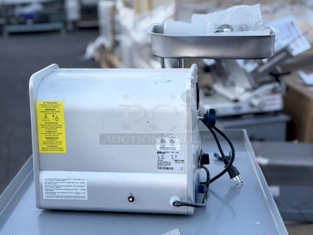 OUT OF ORIGINAL PACKAGING! Edlund Edvantage EDVG-12SS #12 Electric Meat Grinder With Stainless Steel Components - 120V; 1/2 hp, Includes ALL Parts & Pieces. S/N: 20BCJC1468. Mfg: 2023. Cord is damaged. - Image 7 of 10