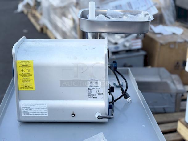 OUT OF ORIGINAL PACKAGING! Edlund Edvantage EDVG-12SS #12 Electric Meat Grinder With Stainless Steel Components - 120V; 1/2 hp, Includes ALL Parts & Pieces. S/N: 20BCJC1468. Mfg: 2023. Cord is damaged. - Image 8 of 10